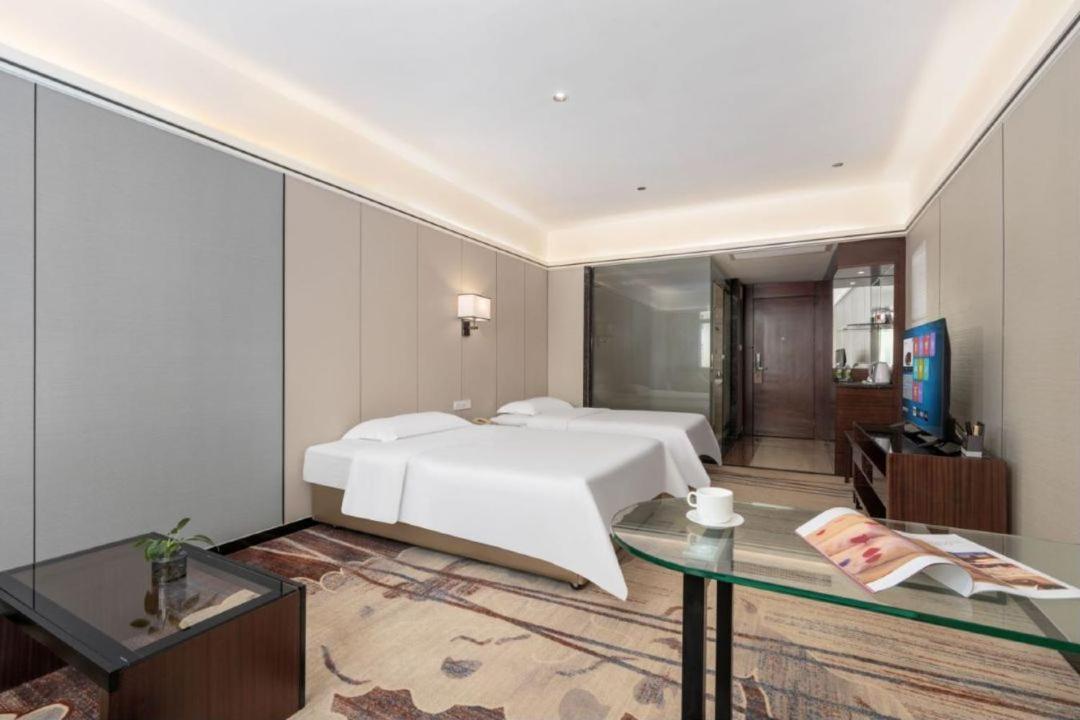 Mizparton Hotel South Qianjin Road Heshan  Exterior photo